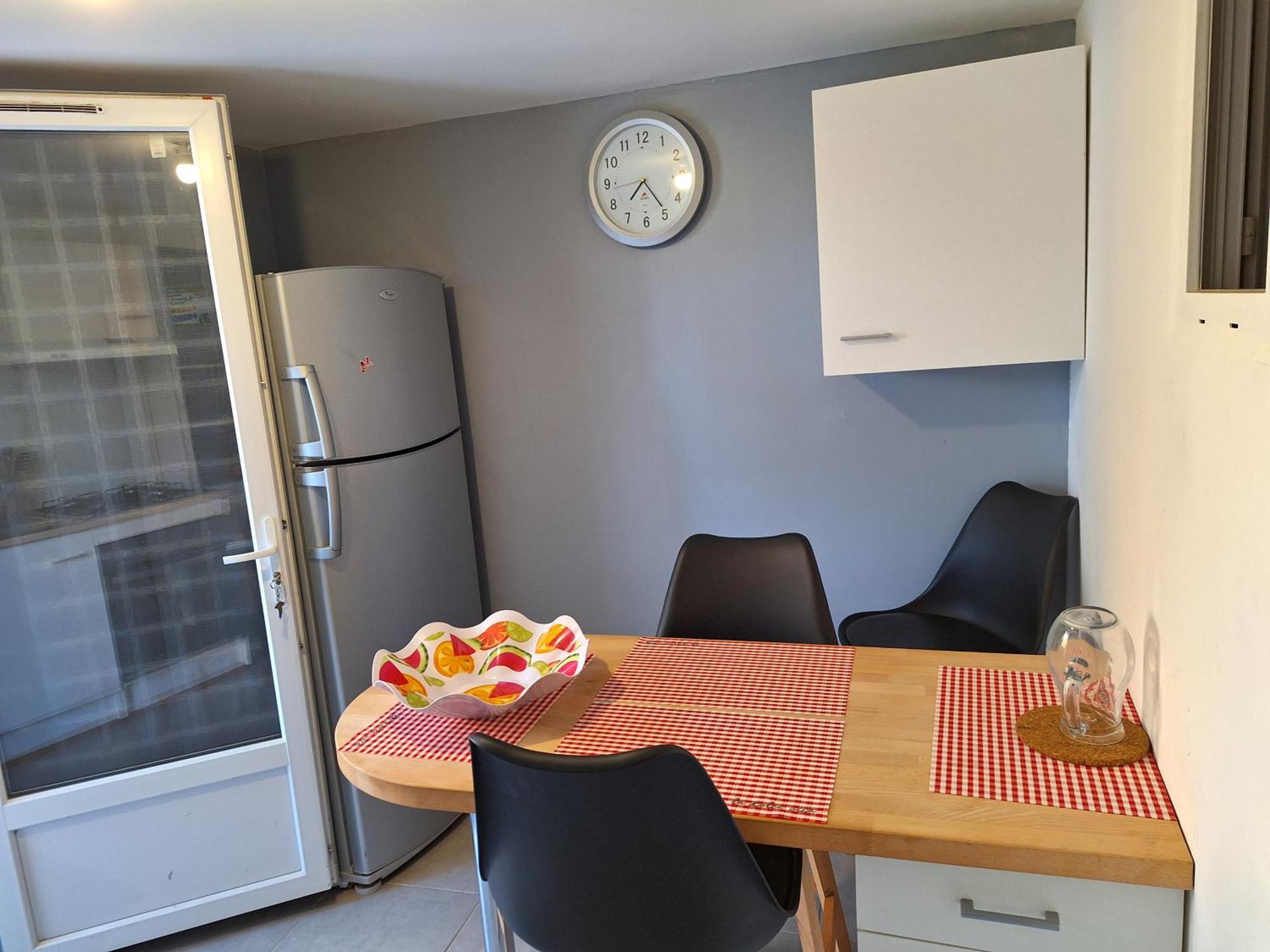 Agreable Studio Tout Equipe Montsoué 외부 사진